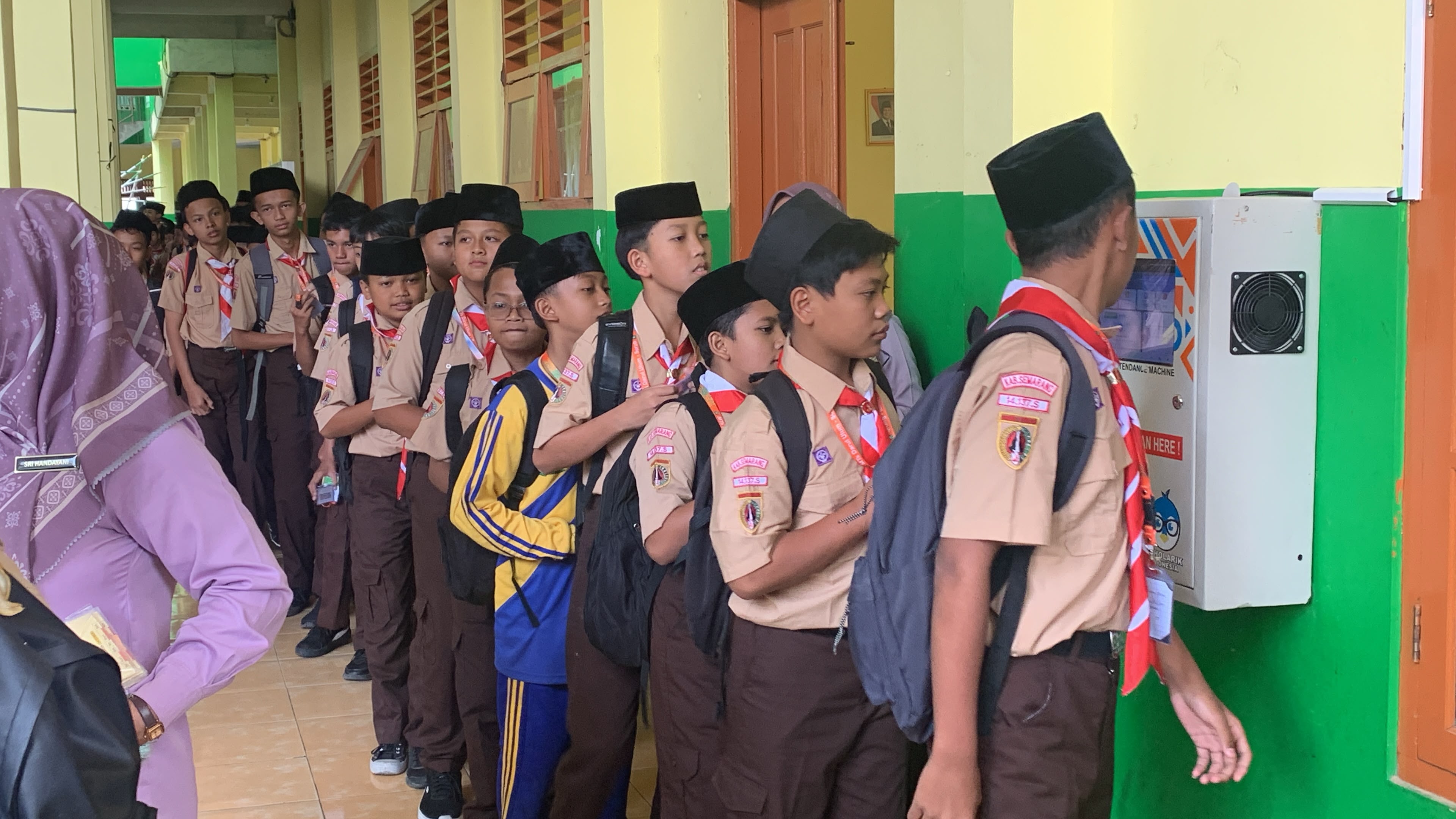 Absensi Digital MTs Darul Ulum Suruh